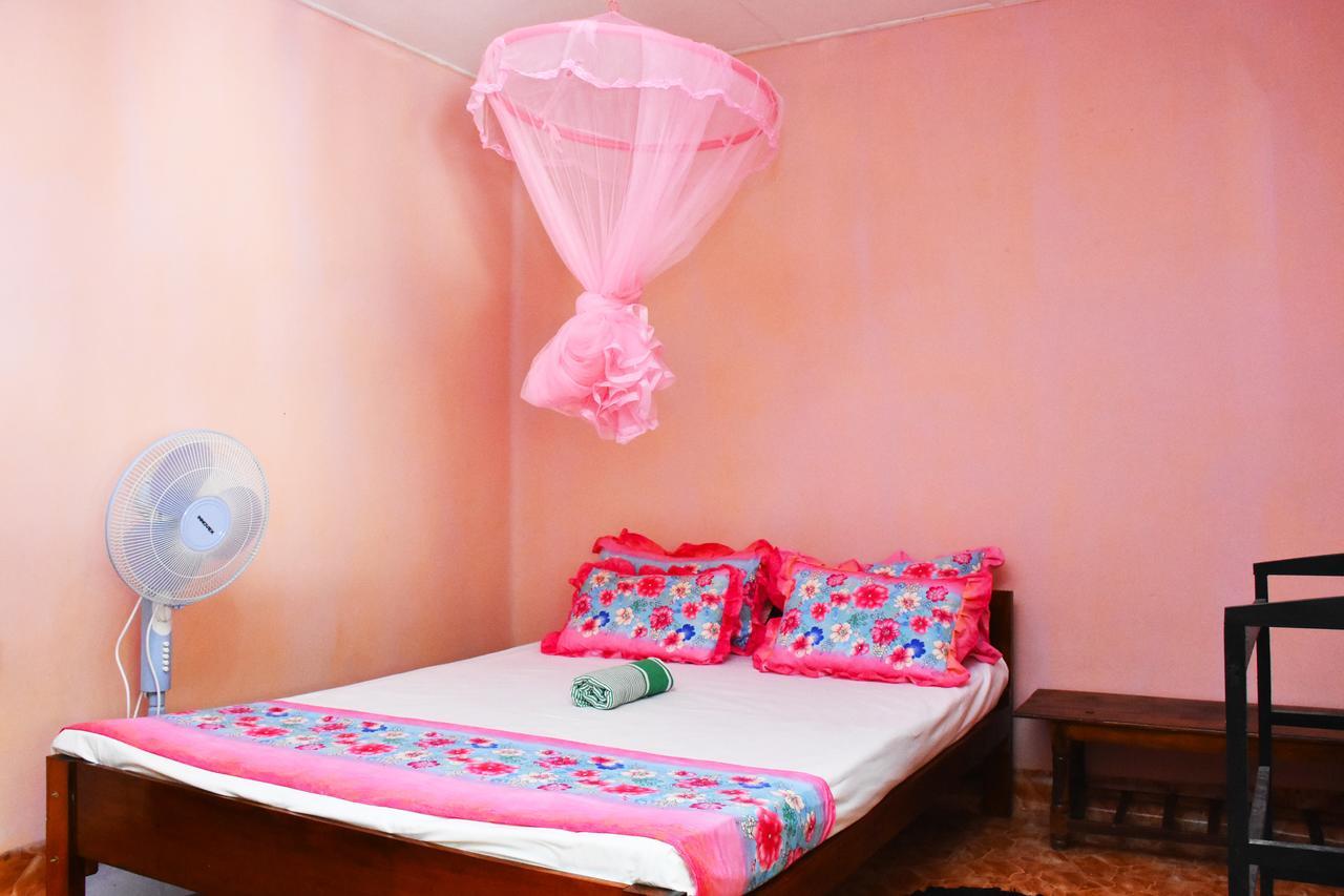 Deniyaya Guest House Екстериор снимка
