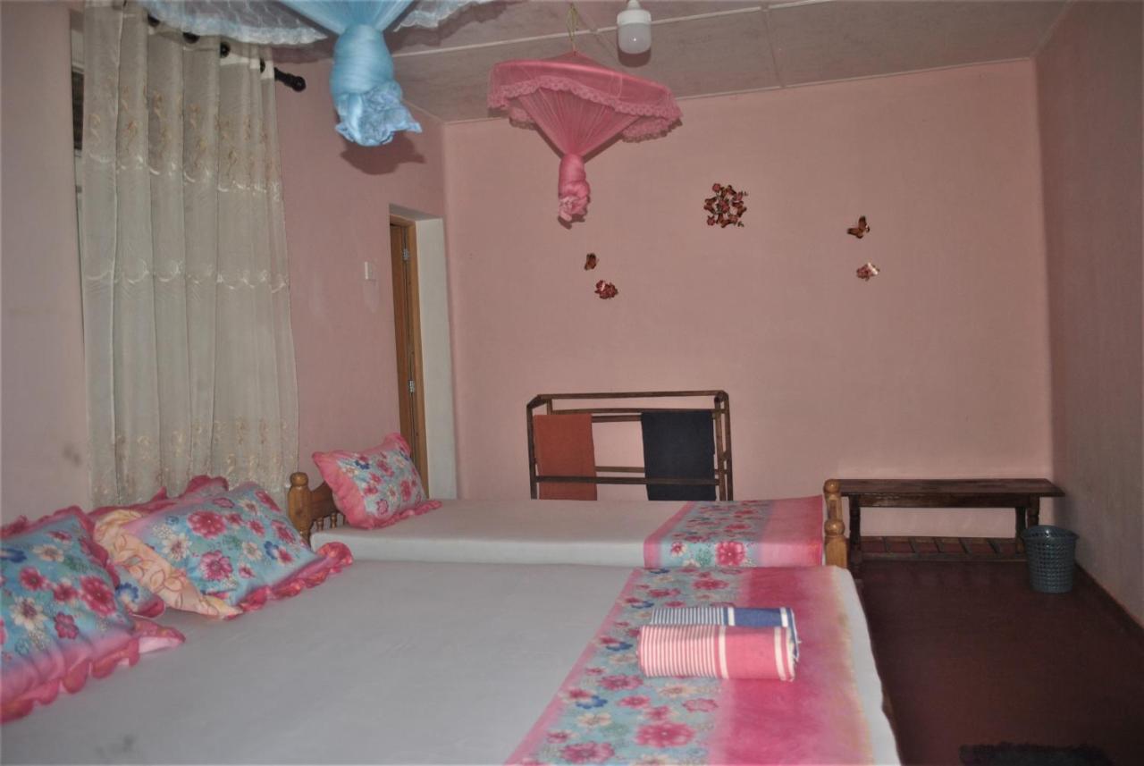 Deniyaya Guest House Екстериор снимка
